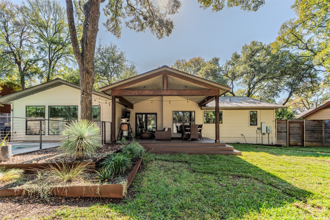 2602 Bend Cove Austin, TX 78704 - Photo 24 of 27