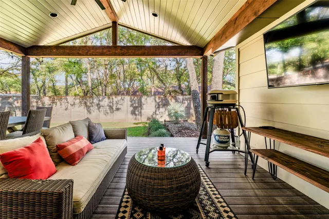 $1,695,000 | 2602 Bend Cove, Austin, TX 78704