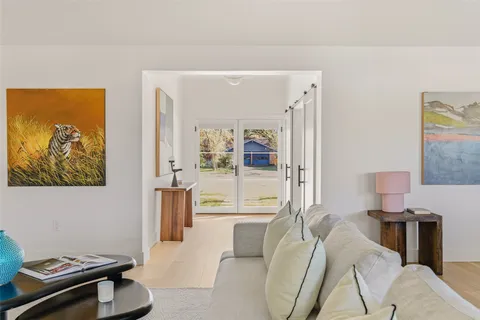 $1,695,000 | 2602 Bend Cove, Austin, TX 78704