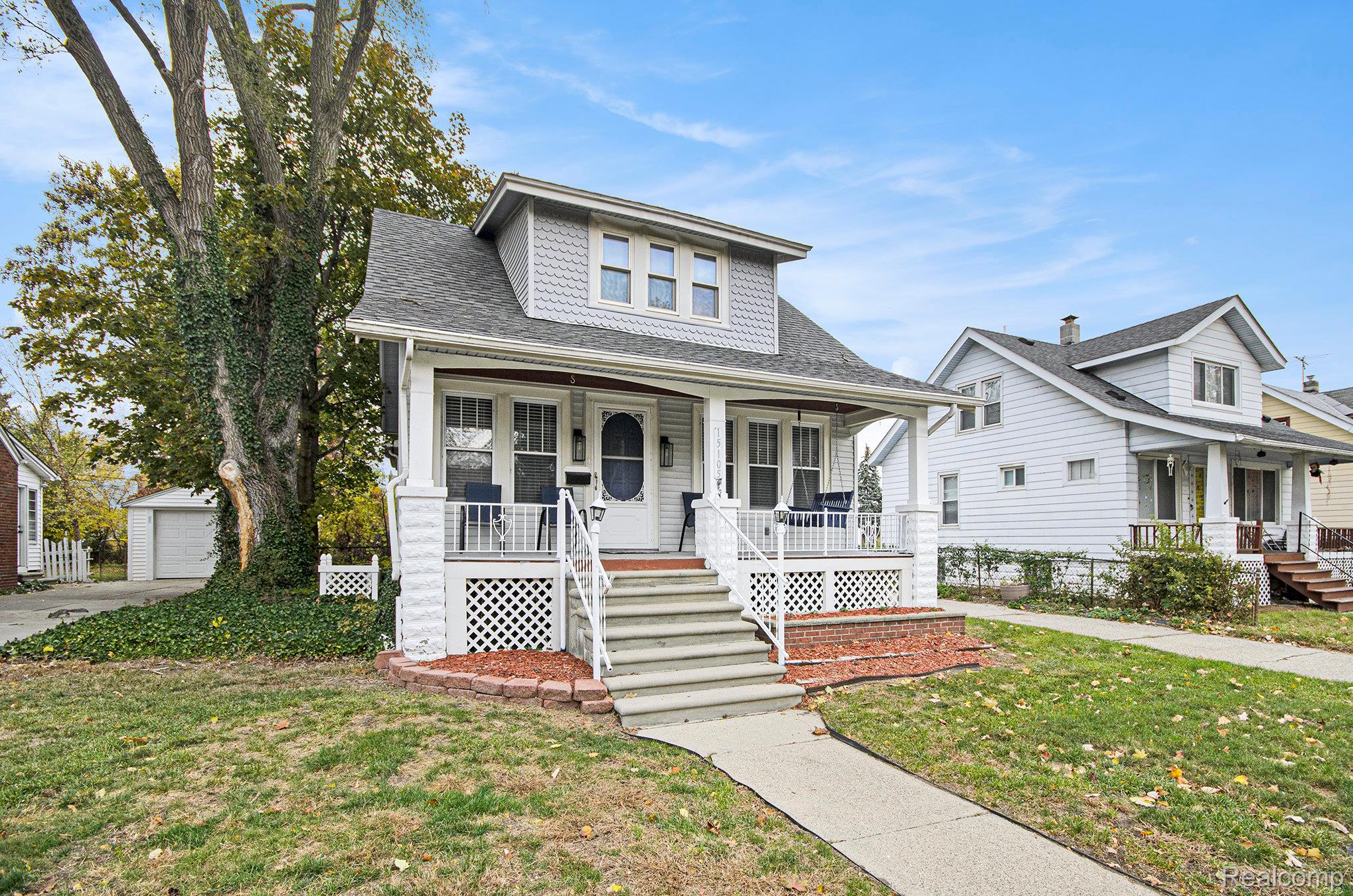 15105 Charles R Avenue Eastpointe, MI 48021 - Photo 3 of 19 Left Side Front
