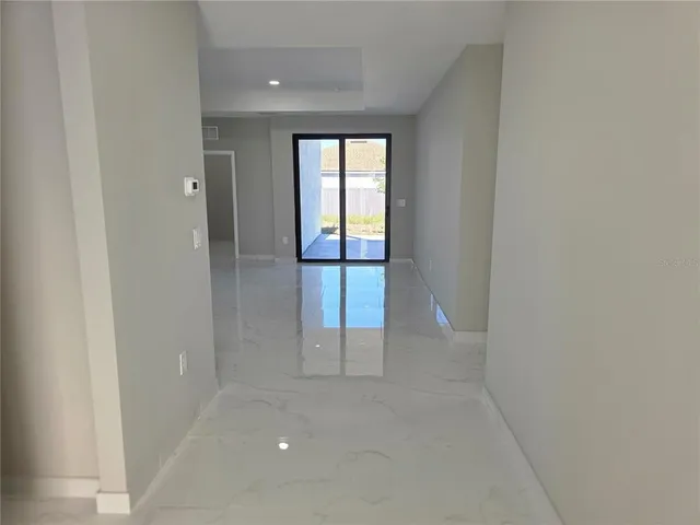 $2,525 | 1035 Kismet Parkway West, Cape Coral, FL 33993