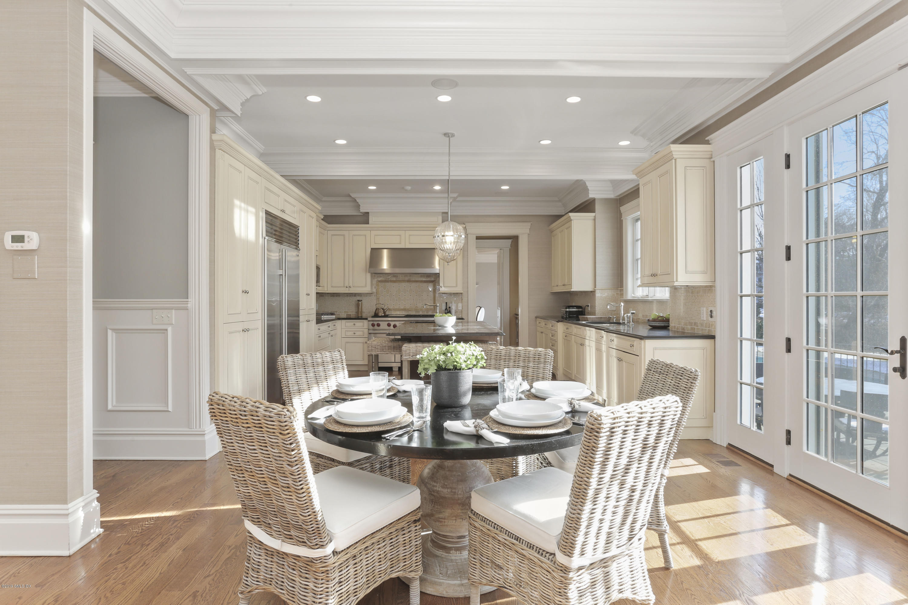 10 Andrews Road Greenwich, CT 06830 - Photo 7 of 29 a view of a dining room with furniture