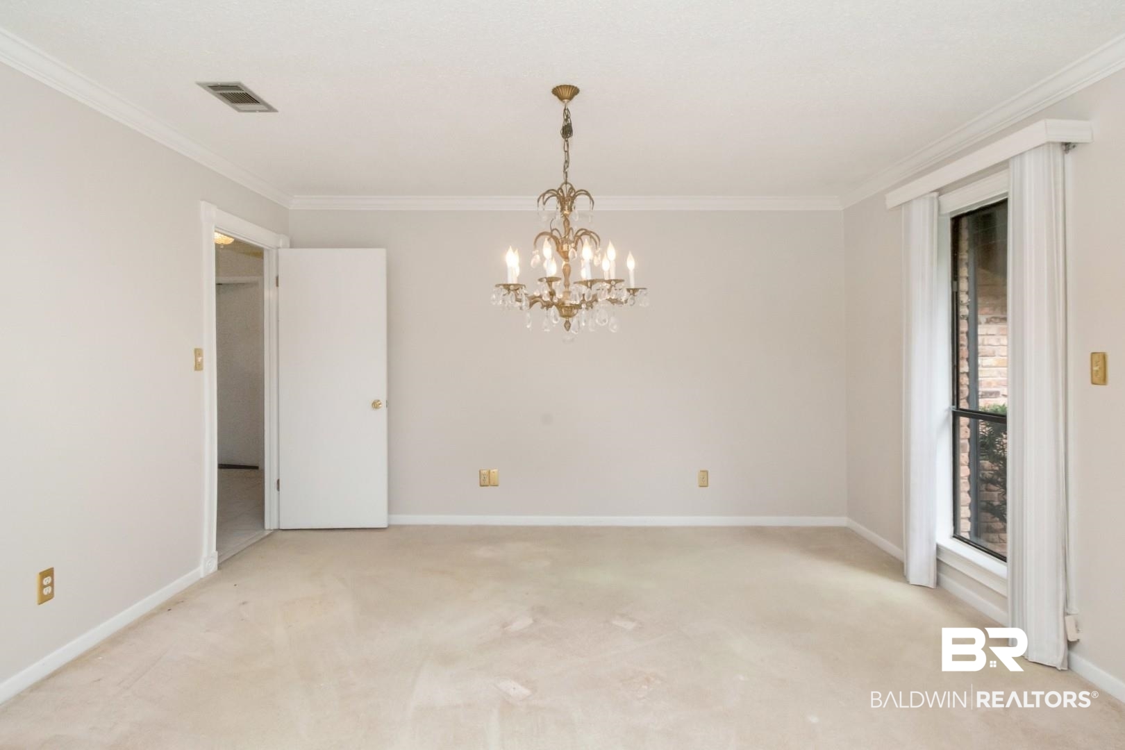 5778 Chester Court Mobile, AL 36609 - Photo 6 of 52