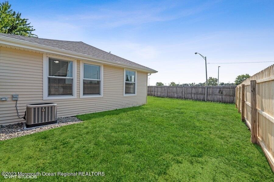 3 Monroe Street Keyport, NJ 07735 - Photo 16 of 16 a view of a house with backyard and porch