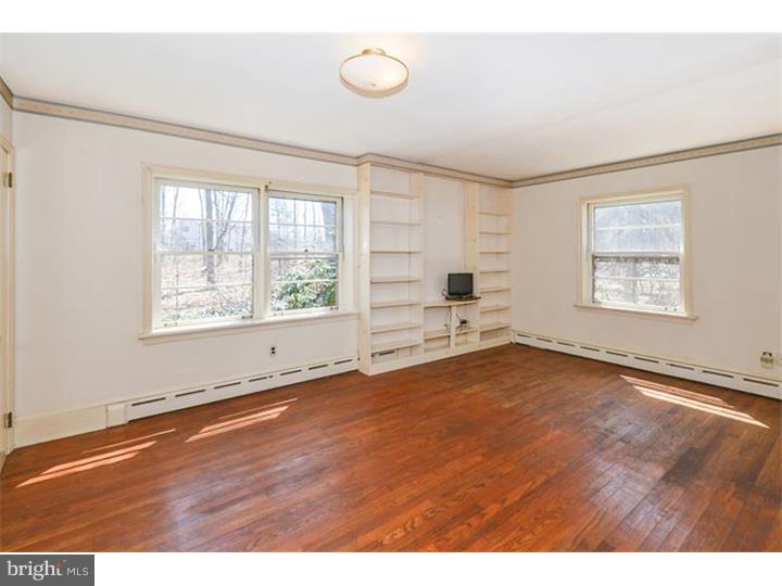 960 Pebble Hill Road Doylestown, PA 18901 - Photo 11 of 18 Master Bedroom