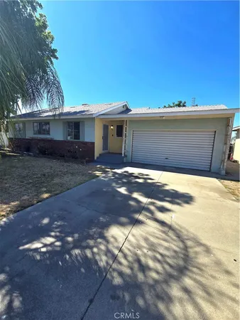 $419,999 | 237 West Van Koevering Street, Rialto, CA 92376