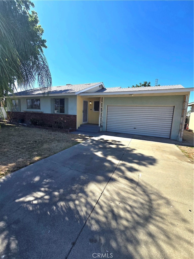 237 West Van Koevering Street Rialto, CA 92376 - Photo 1 of 9