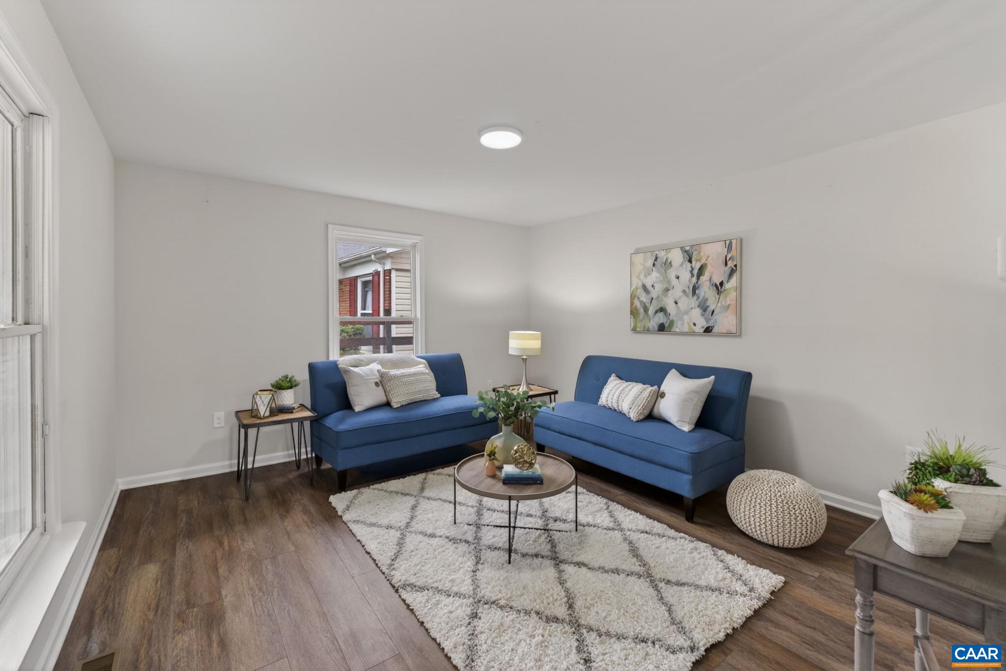 908 Rives Street Charlottesville, VA 22902 - Photo 3 of 34