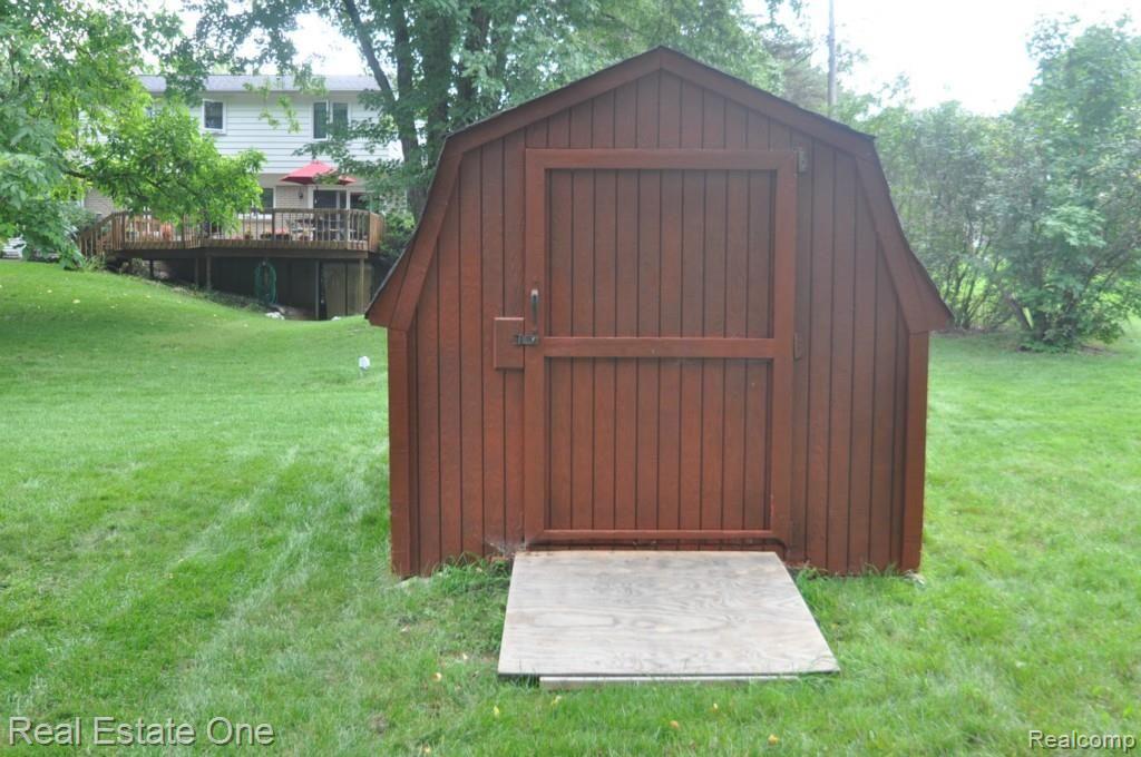 101 Randolph Road Rochester, MI 48309 - Photo 33 of 37 34.jpg