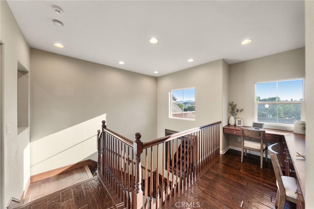 28889 Edenton Way Temecula, CA 92591 - Photo 20 of 56 Second floor landing with tech center