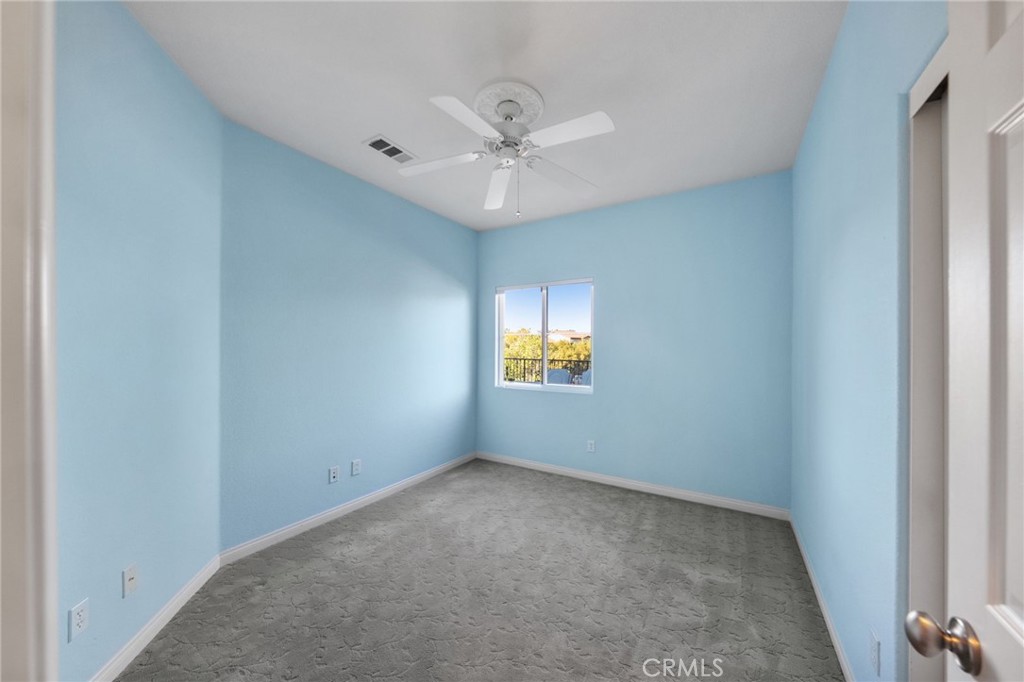 28889 Edenton Way Temecula, CA 92591 - Photo 30 of 56 Secondary bedroom