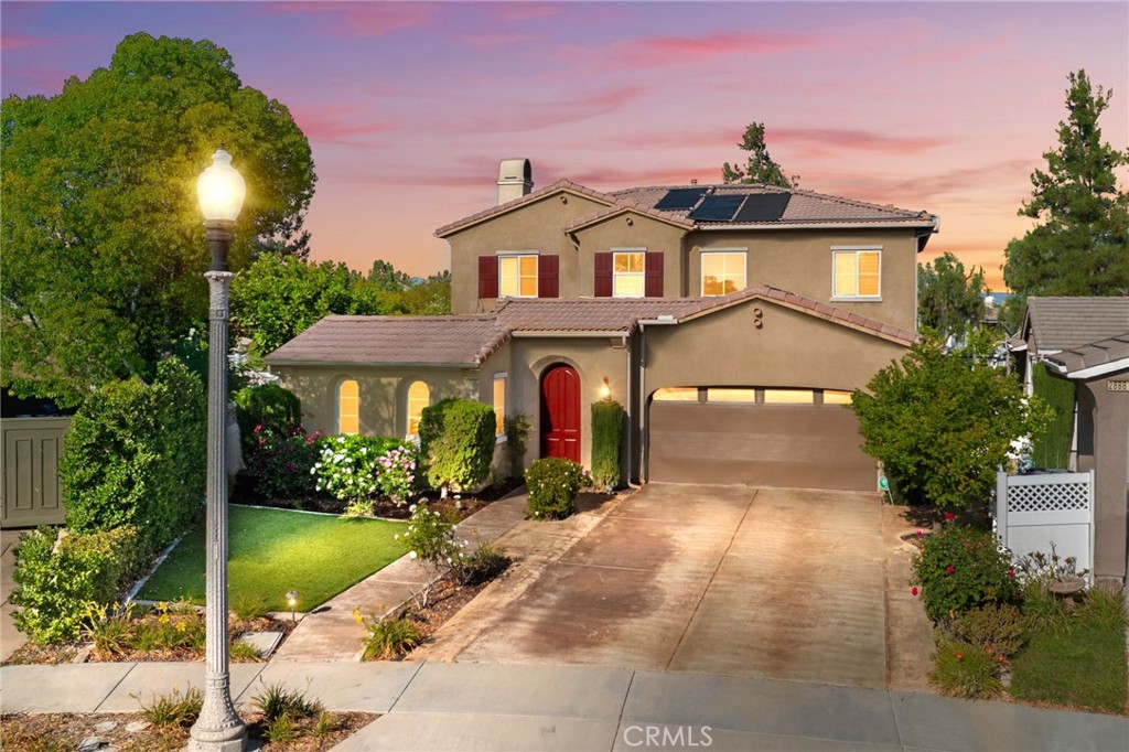 28889 Edenton Way Temecula, CA 92591 - Photo 3 of 56 Front view at sunset
