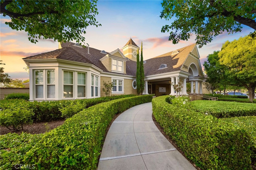 28889 Edenton Way Temecula, CA 92591 - Photo 48 of 56 Walk to the Clubhouse!