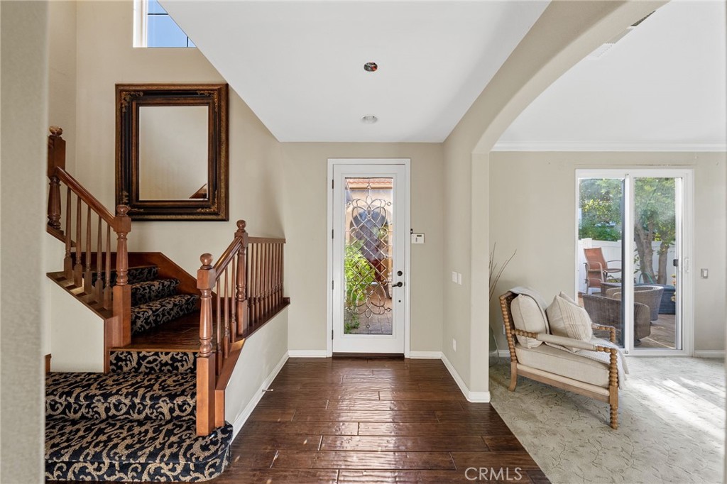 28889 Edenton Way Temecula, CA 92591 - Photo 10 of 56 Formal Entry to main home