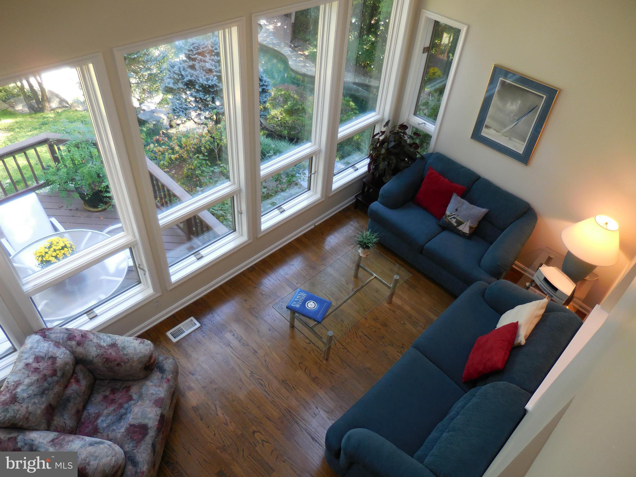 570 Laurel Road Riva, MD 21140 - Photo 6 of 30 Living Room Which Overlooks Backyard & South RIver