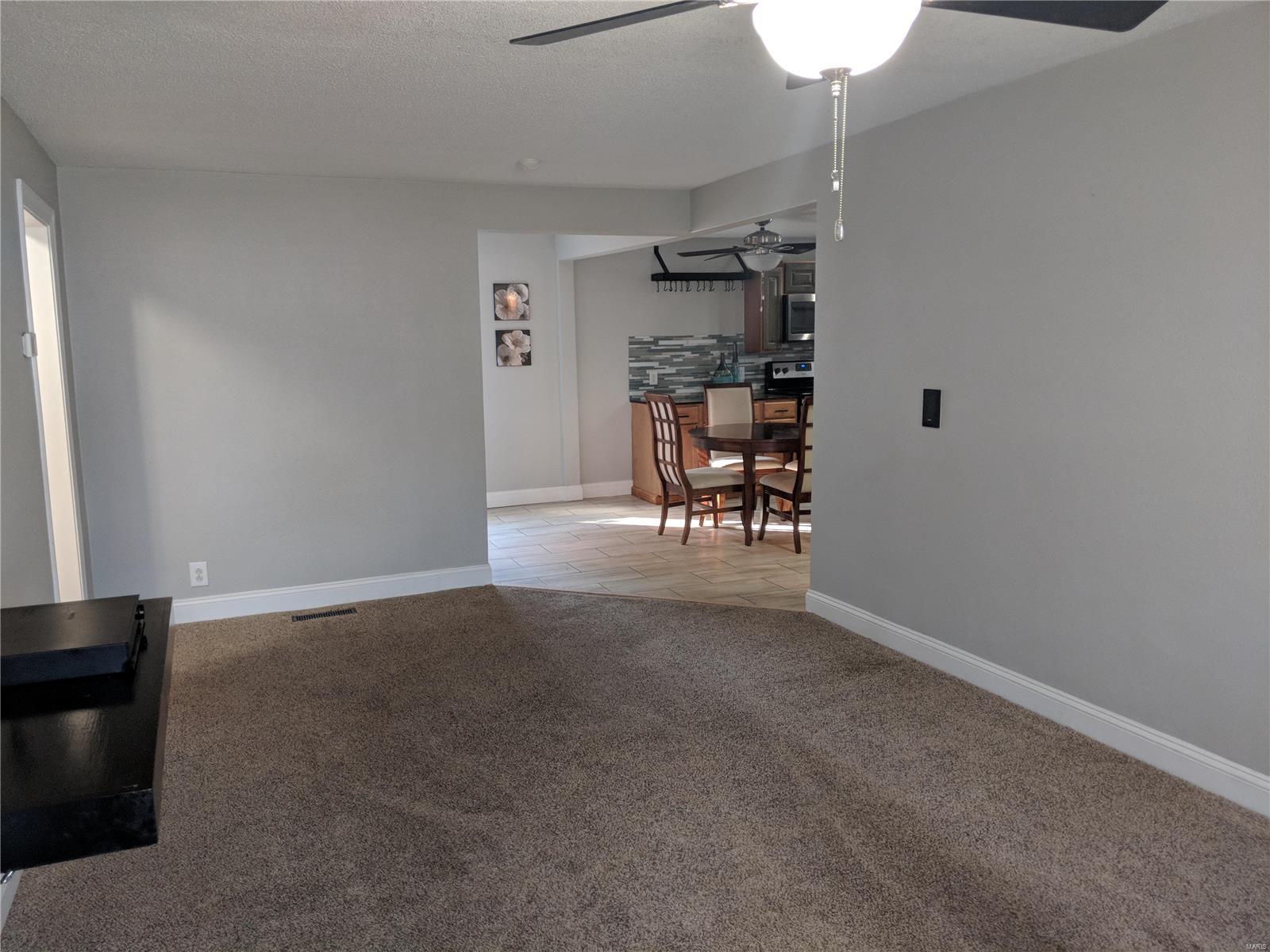 2816 Ralph Street Granite City, IL 62040 - Photo 3 of 11 Gallery Image 3