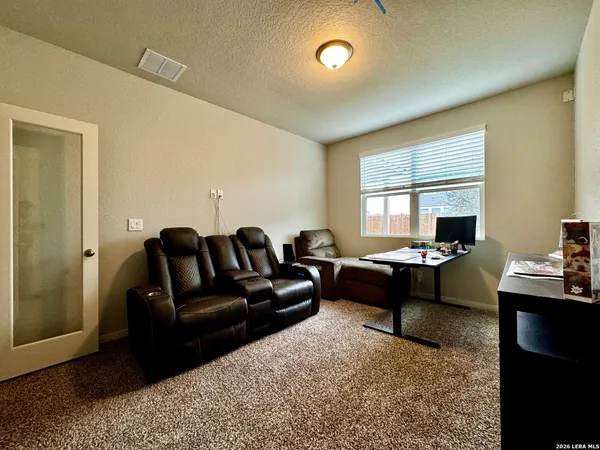 $2,300 | 14602 Sweet Clover, San Antonio, TX 78253