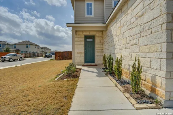 $2,300 | 14602 Sweet Clover, San Antonio, TX 78253