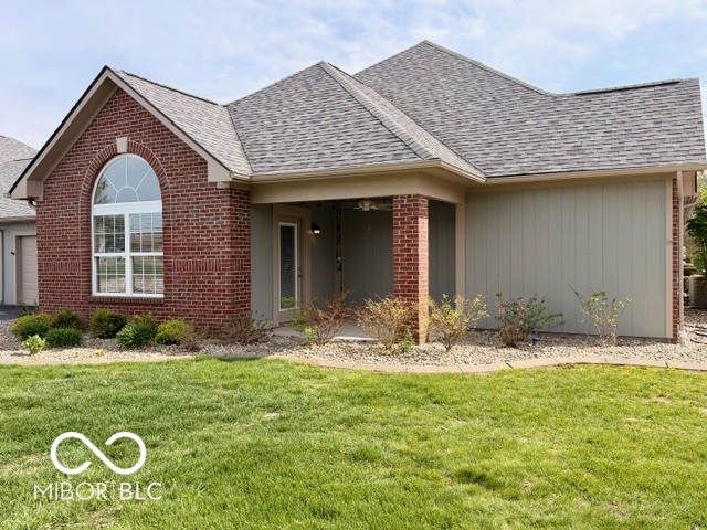 2712 Reflection Way Greenwood, IN 46143 - Photo 2 of 38