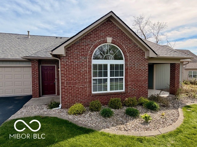 2712 Reflection Way Greenwood, IN 46143 - Photo 6 of 38