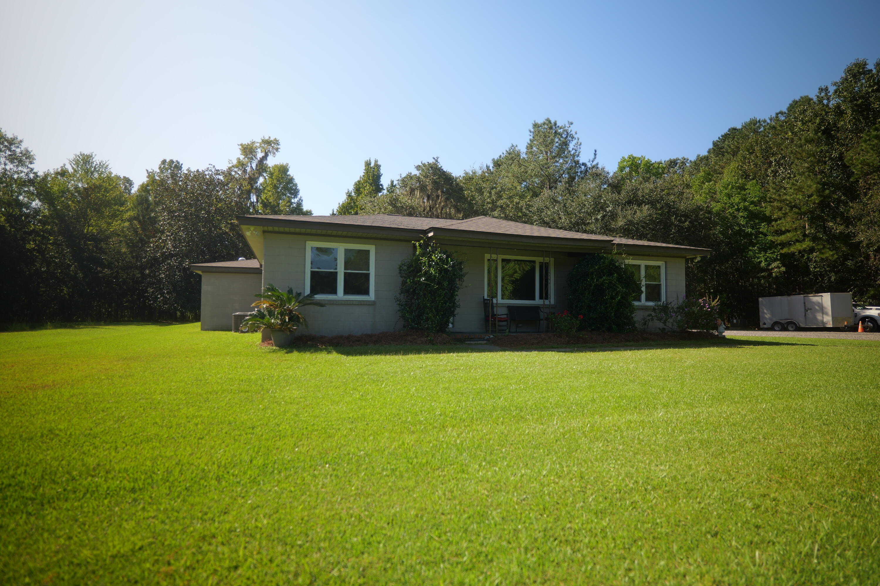 3033 State Rd S-10-1632 Johns Island, SC 29455 - Photo 7 of 38 1b-main-house