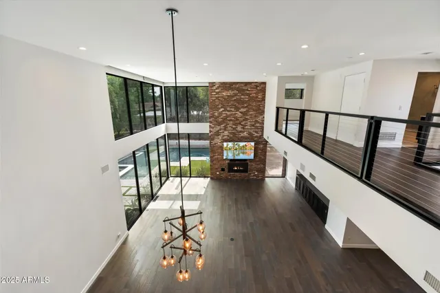 $12,500 | 4525 North 36th Way, Phoenix, AZ 85018