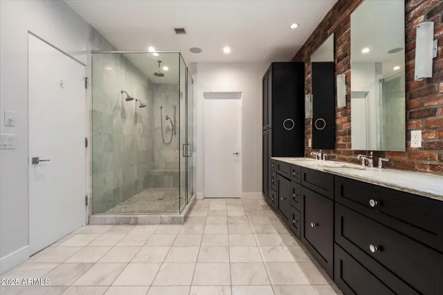 $12,500 | 4525 North 36th Way, Phoenix, AZ 85018