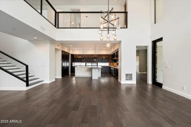 $12,500 | 4525 North 36th Way, Phoenix, AZ 85018