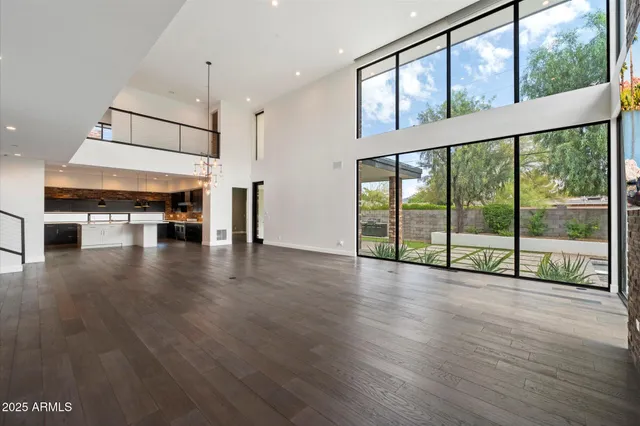 $12,500 | 4525 North 36th Way, Phoenix, AZ 85018