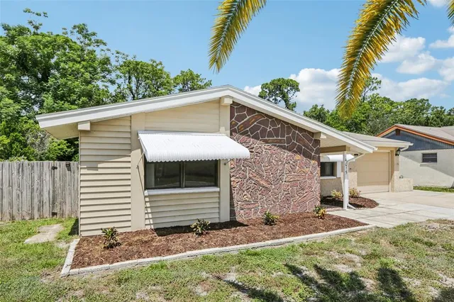$1,800 | 4015 Litchfield Drive, New Port Richey, FL 34652