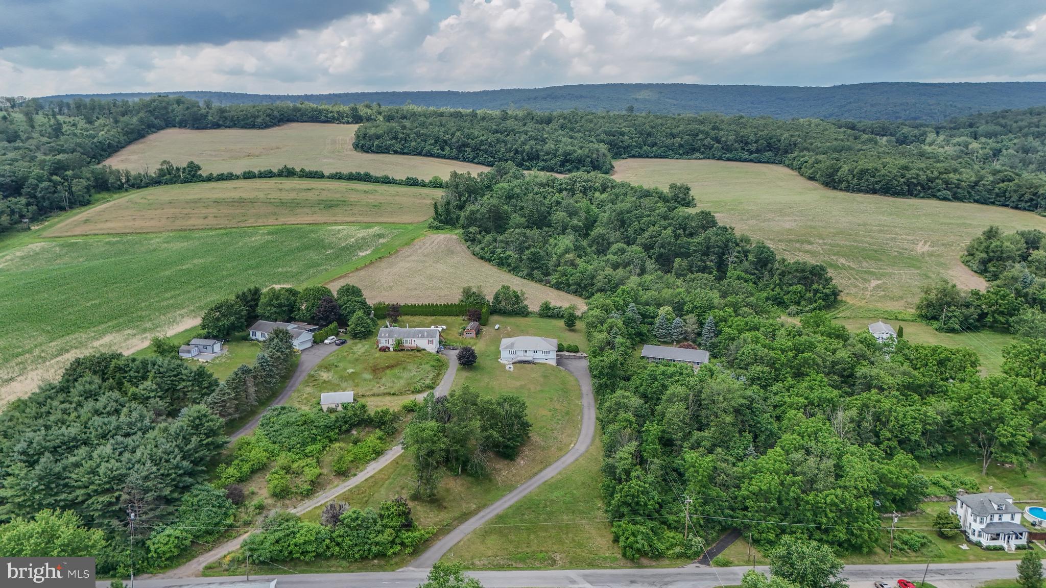 379 Golf Road Tamaqua, PA 18252 - Photo 31 of 33 Gallery Image 31