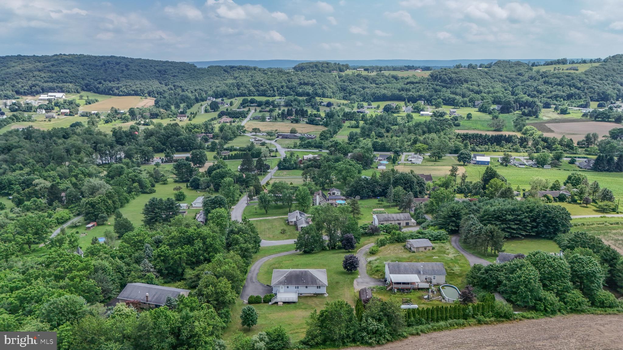 379 Golf Road Tamaqua, PA 18252 - Photo 32 of 33 Gallery Image 32