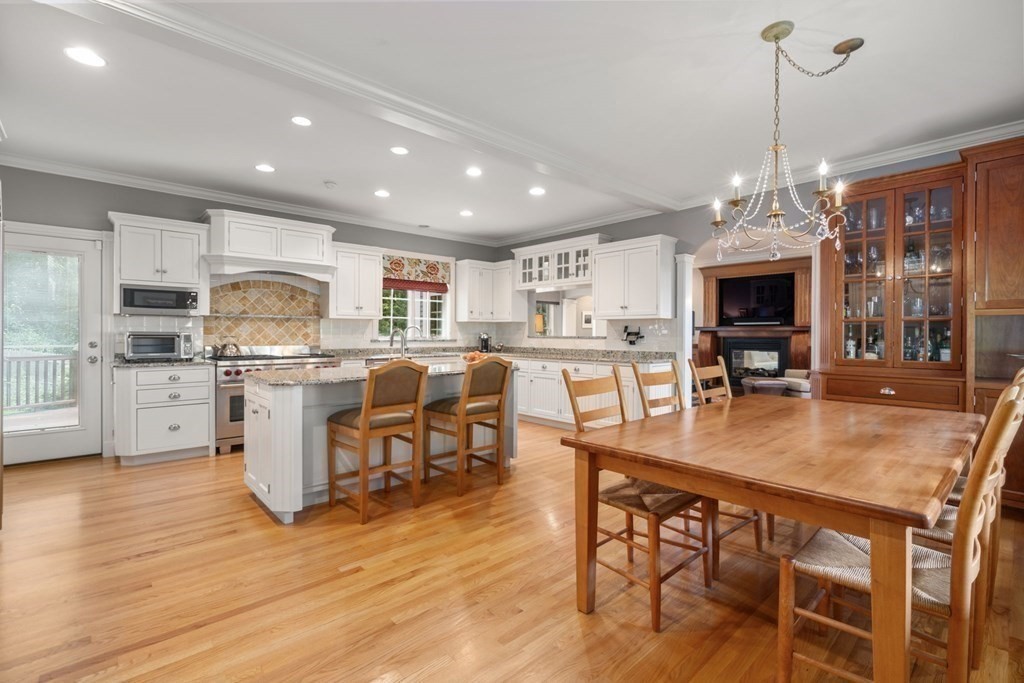 10 Old Stone Road Westwood, MA 02090 - Photo 4 of 30 Gallery Image 4