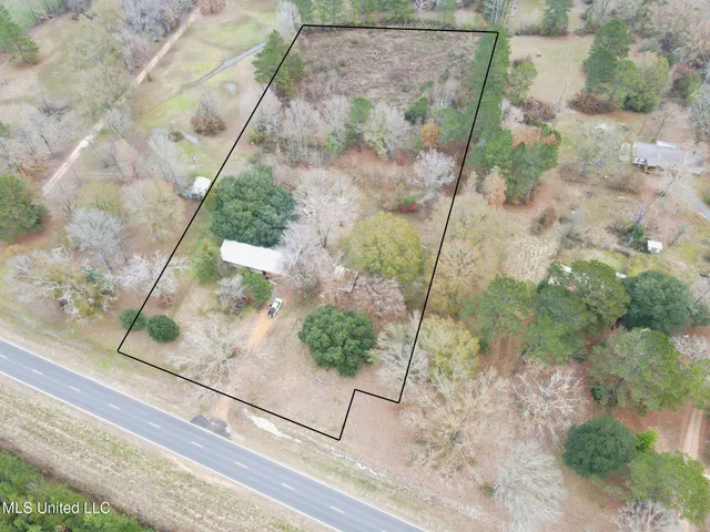 $100,000 | 6427 Highway 33 Roxie Ms 39661, Roxie, MS 39661