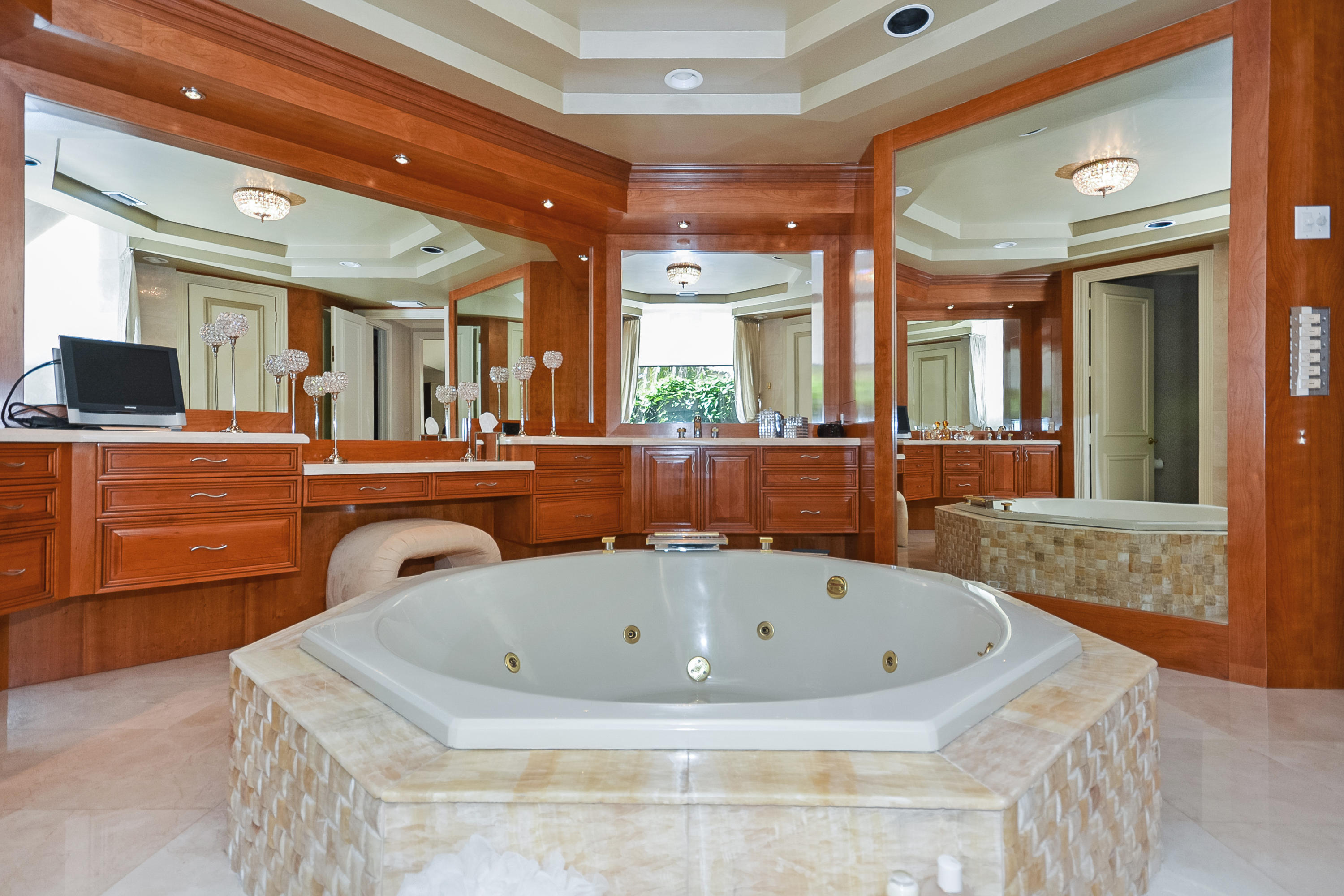 7269 Queenferry Circle Boca Raton, FL 33496 - Photo 19 of 67 her master bath