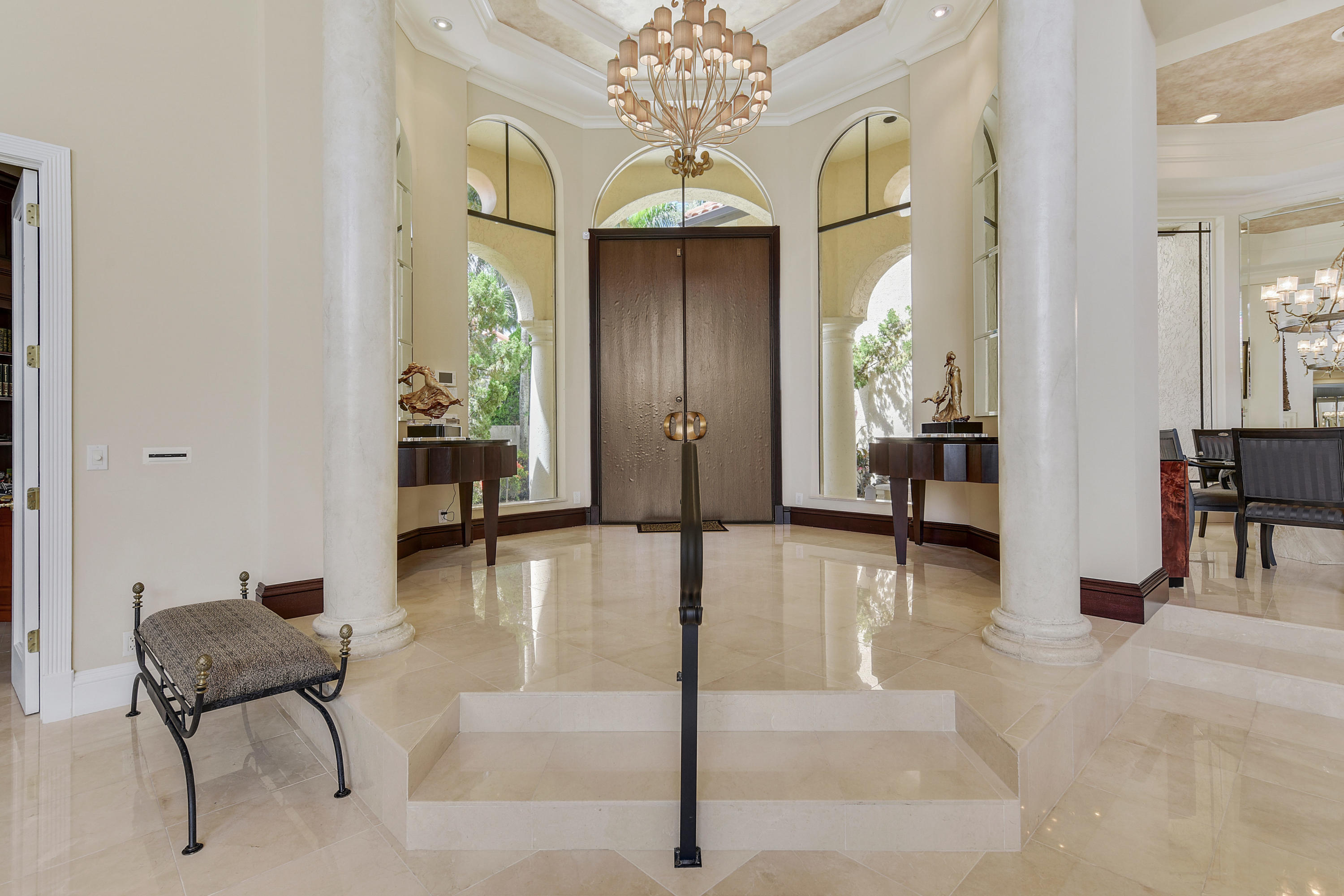 7269 Queenferry Circle Boca Raton, FL 33496 - Photo 3 of 67 foyer
