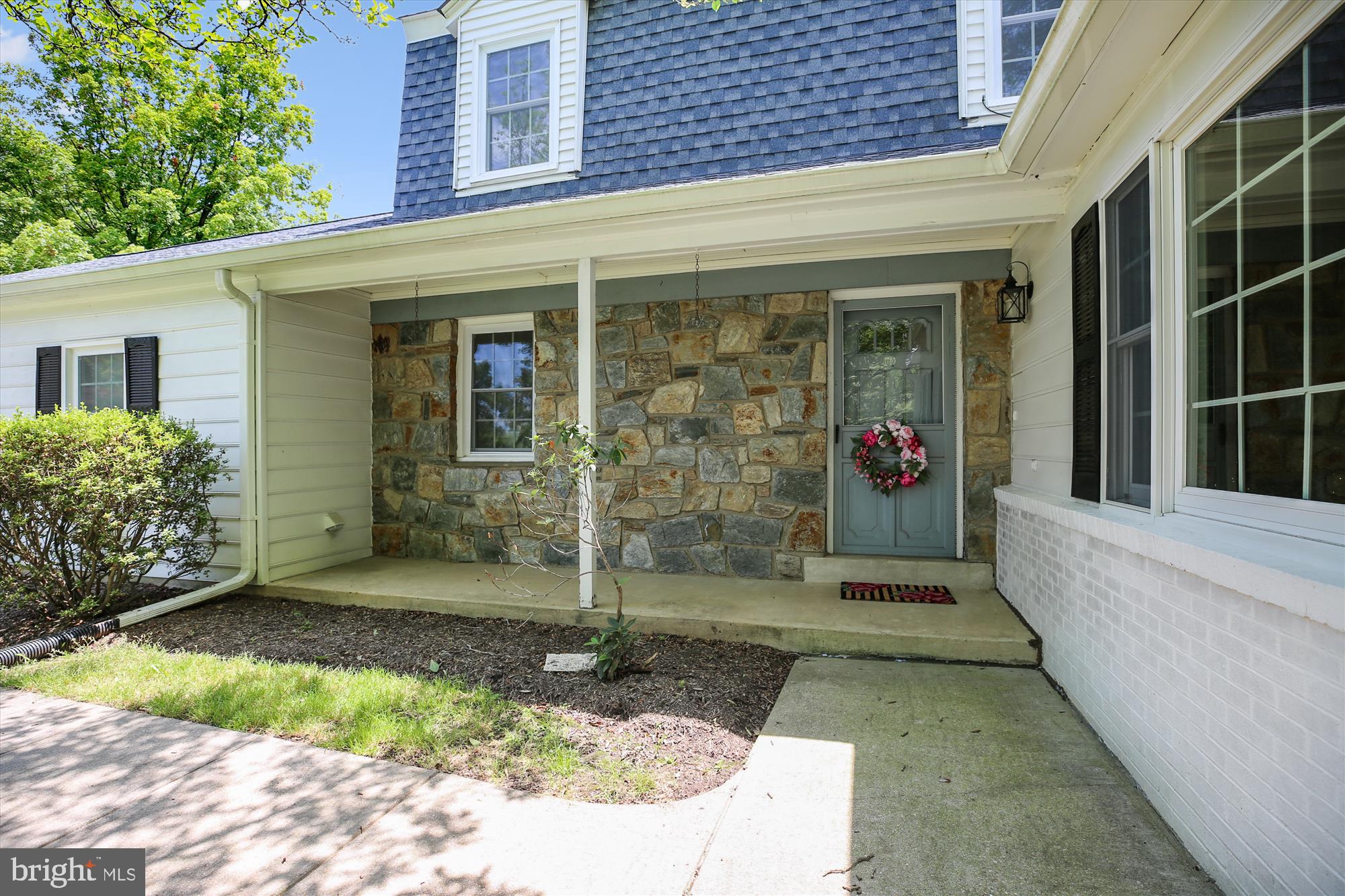 13612 Middlevale Lane Silver Spring, MD 20906 - Photo 3 of 71 Cover front porch