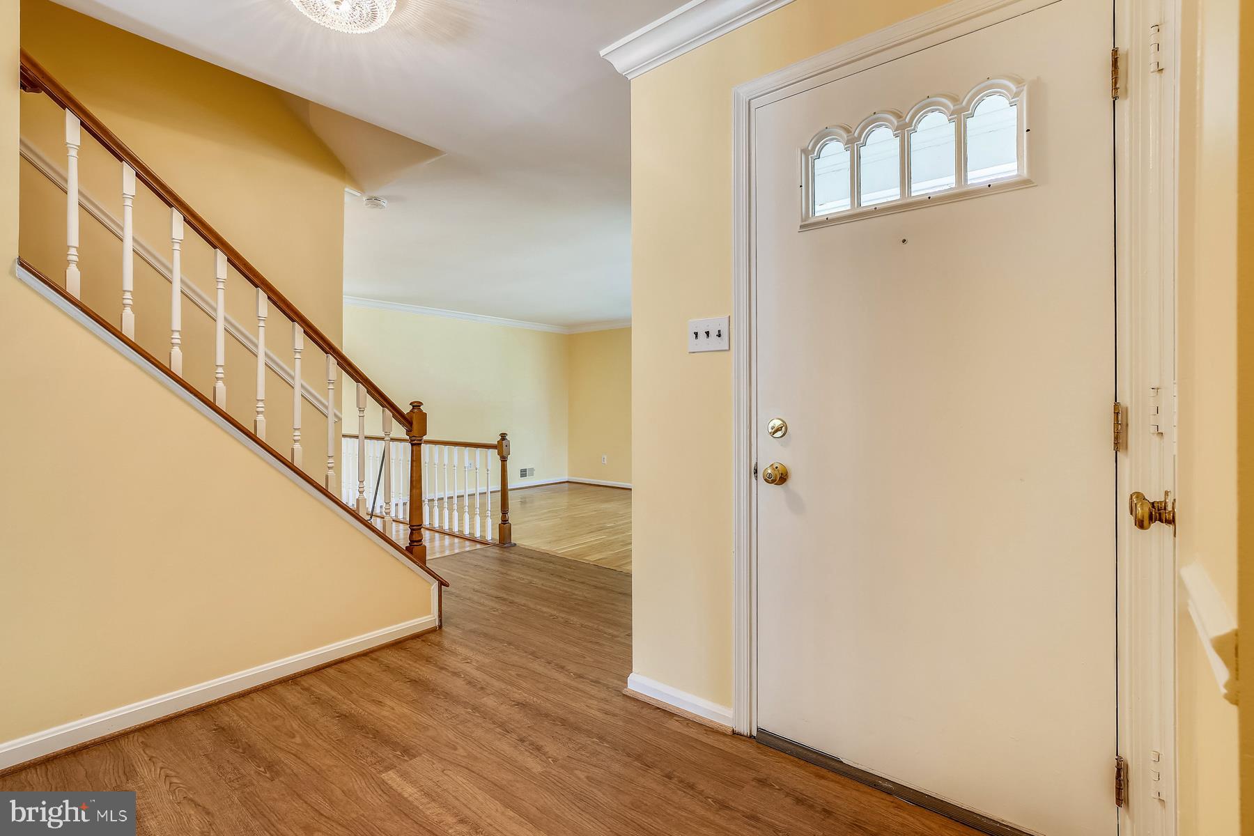 13612 Middlevale Lane Silver Spring, MD 20906 - Photo 4 of 71 Open foyer