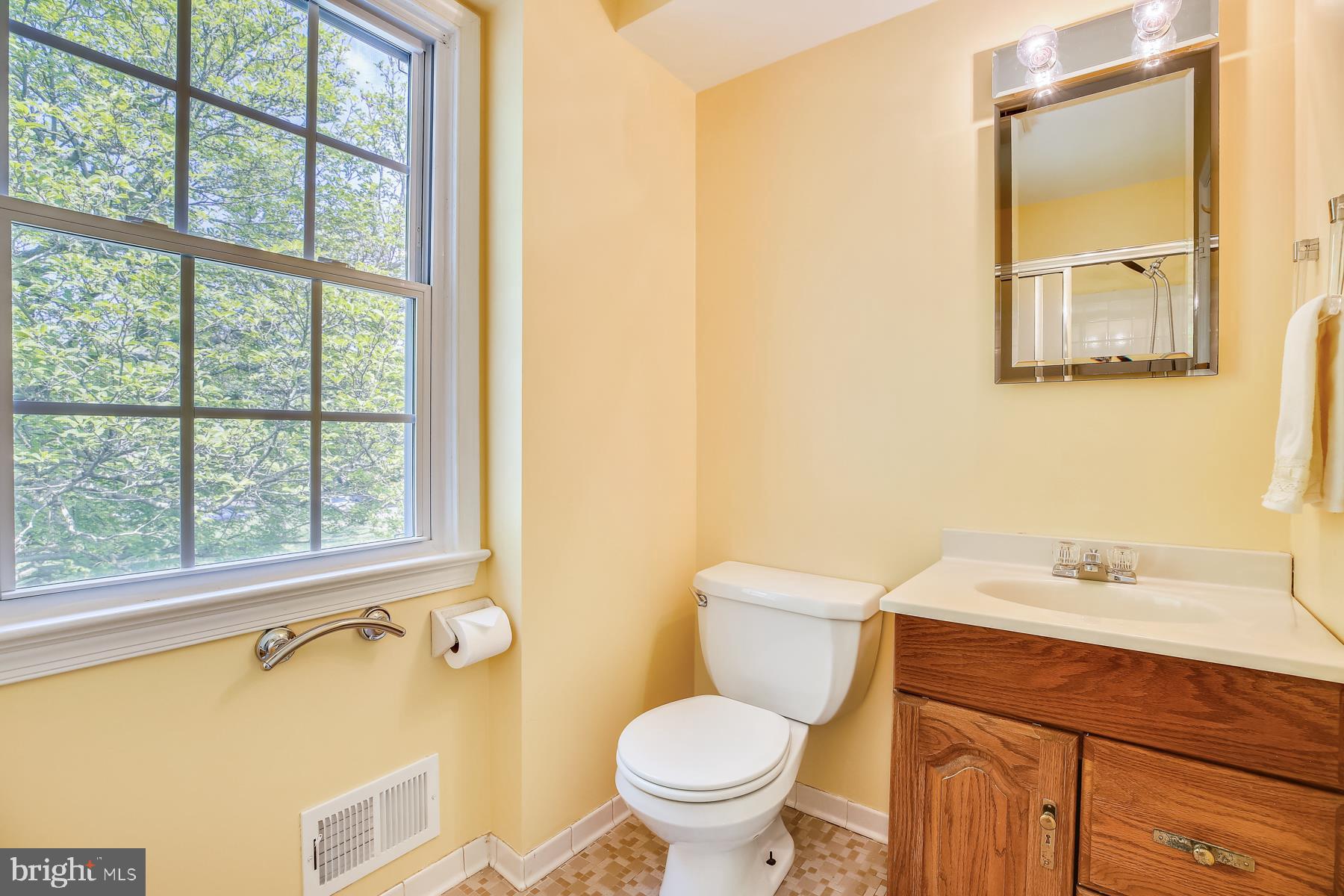 13612 Middlevale Lane Silver Spring, MD 20906 - Photo 34 of 71 Gallery Image 34