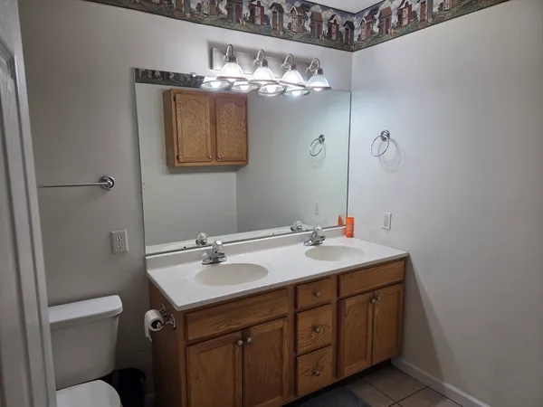 $230,000 | 201 East Cleveland Street, Heyworth, IL 61745