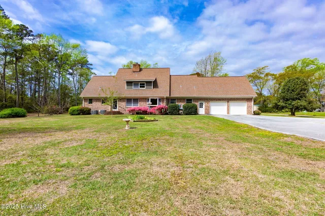 $1,550,000 | 1630 North 20th Street, Morehead City, NC 28557