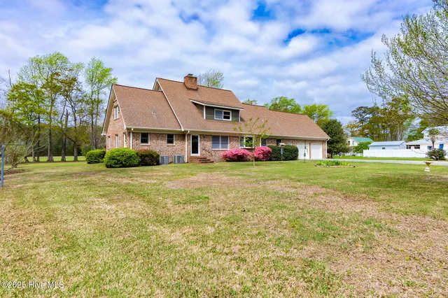 $1,550,000 | 1630 North 20th Street, Morehead City, NC 28557