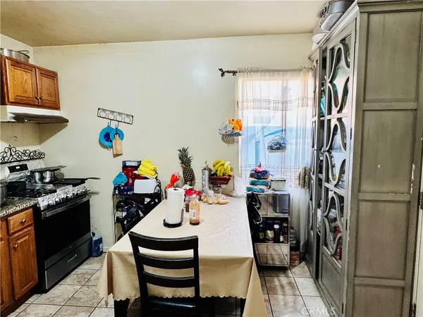$896,000 | 3439 Siskiyou Street, Los Angeles, CA 90023