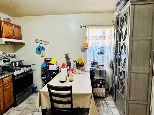 $899,000 | 3439 Siskiyou Street, Los Angeles, CA 90023