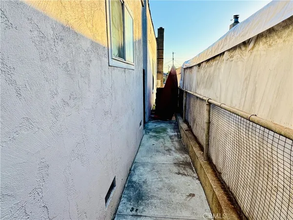 $896,000 | 3439 Siskiyou Street, Los Angeles, CA 90023