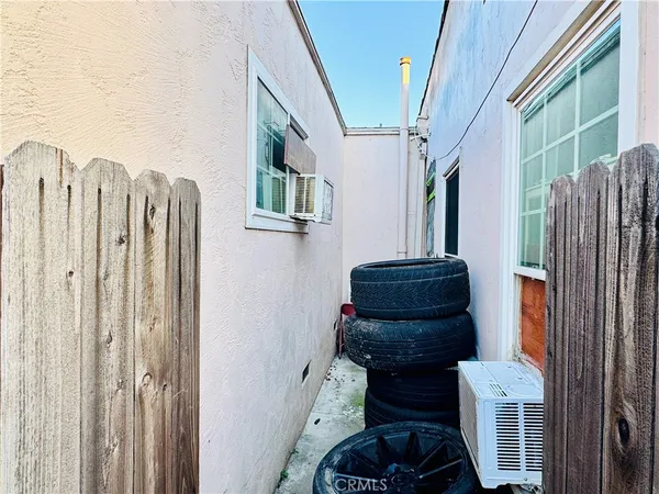 $896,000 | 3439 Siskiyou Street, Los Angeles, CA 90023