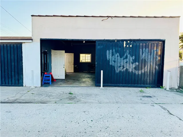 $899,000 | 3439 Siskiyou Street, Los Angeles, CA 90023