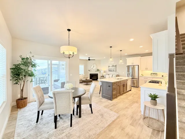 $475,000 | 4.4 Bellflower, DeForest, WI 53532