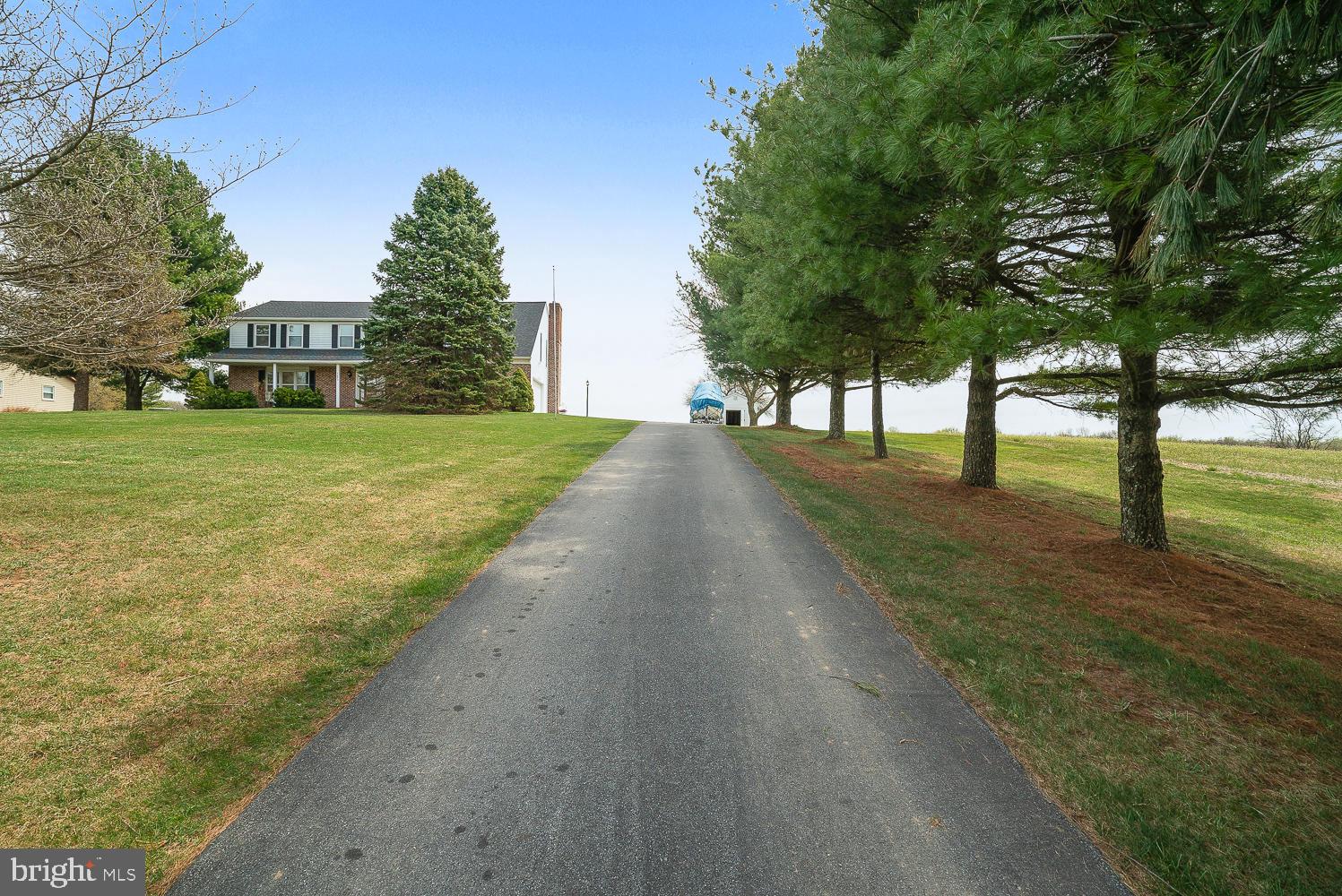 5693 Ridge Road Mount Airy, MD 21771 - Photo 3 of 36 Lots of parking and No HOA!