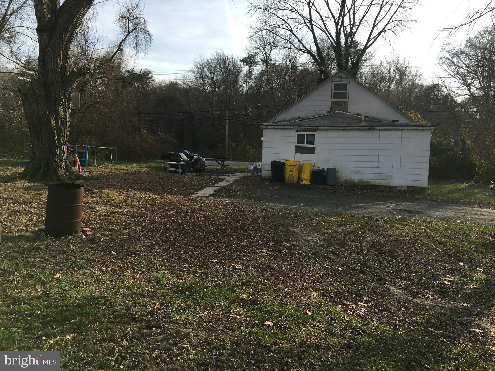 4602 Mountain Road Pasadena, MD 21122 - Photo 12 of 18 Exterior (General)